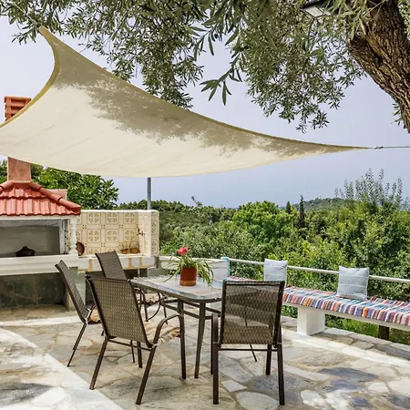 Skopelos Sunset Traditional Holiday home *
